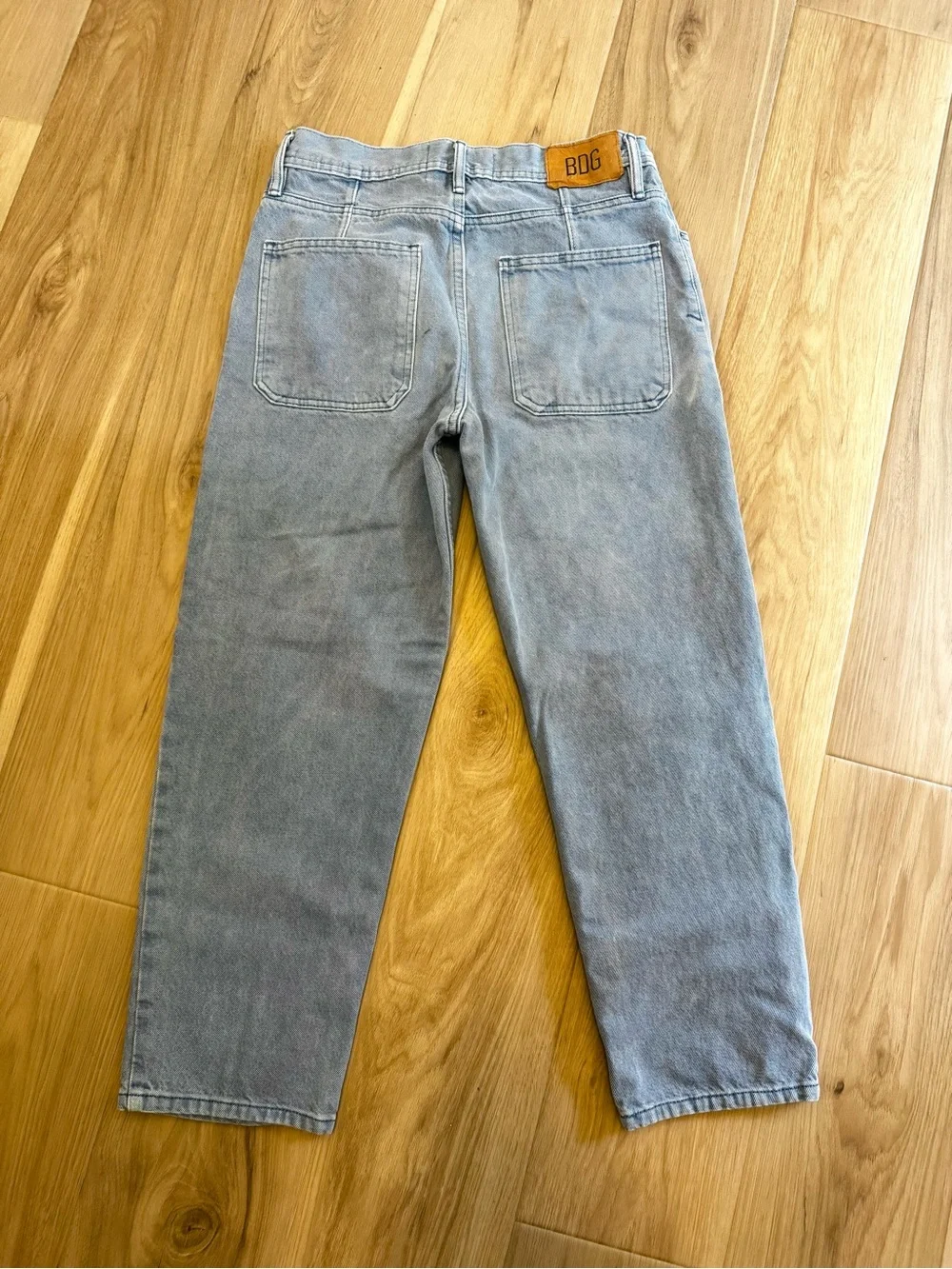 Light Wash Relaxed Tapered Jeans BDG Bow Fit 29/30 Urban Outfitters